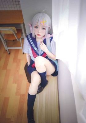 漂亮女秘书的目的